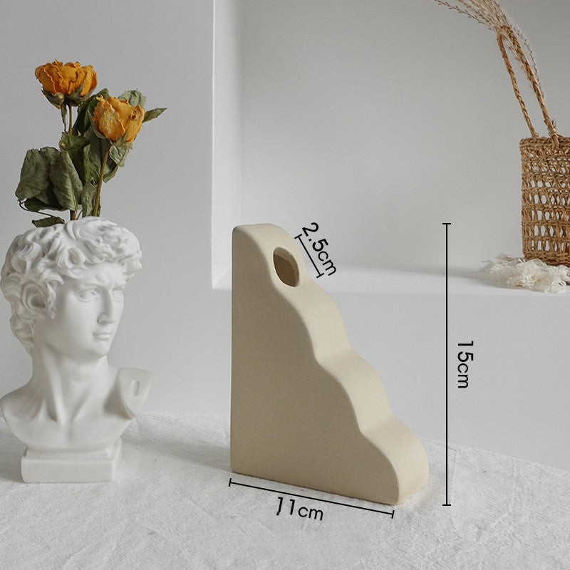 Simplicity Ceramic Vase – Home Decor & Dry Flower Display